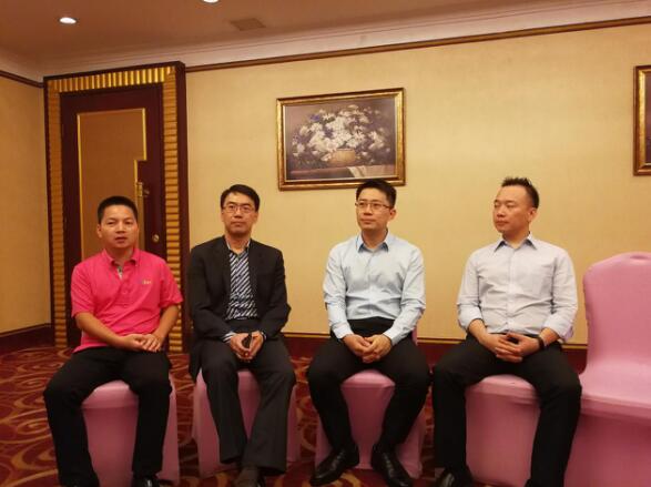 HLD光源投影怎么样？英士广州渠道会人气爆棚二度加座